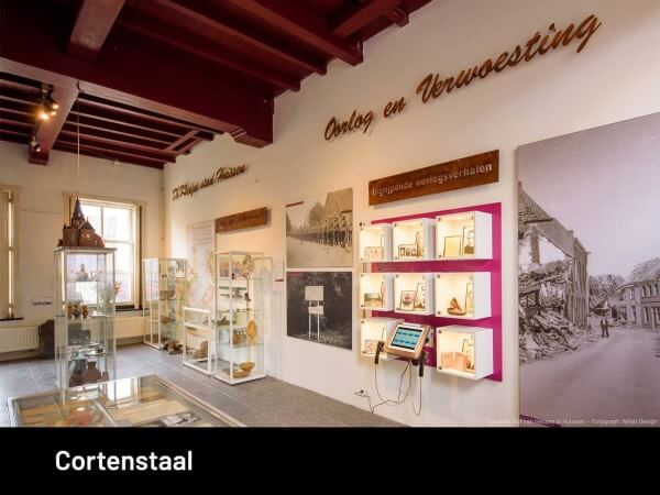 Cortenstaal Hof van Hessen letters2