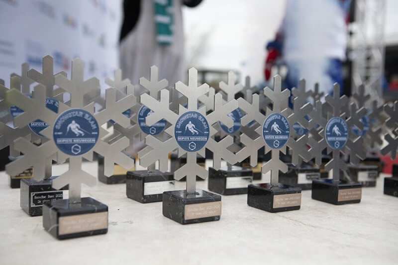 A RVS lasergesneden awards voor het NK Skien bij Skipiste Nieuwegein